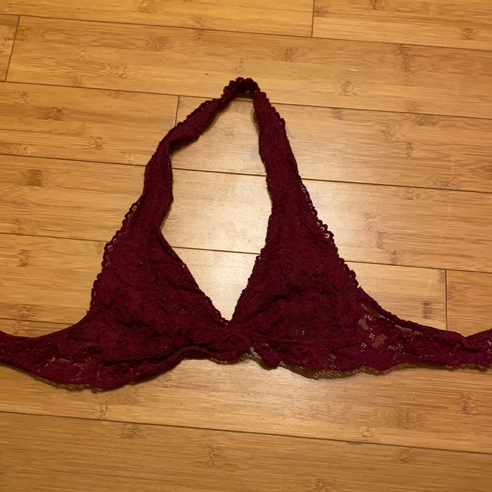 BURGUNDY XHILARATION BRALETTE